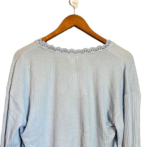 NWT! Love Fire light blue cropped long sleeve shirt - Picture 7 of 12